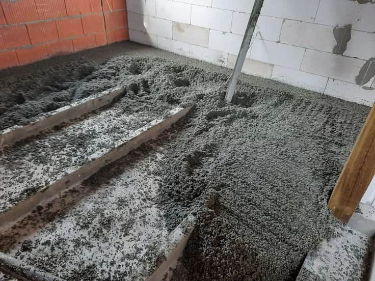 Czy dawać styropian pod wylewkę w garażu? Oto co musisz wiedzieć