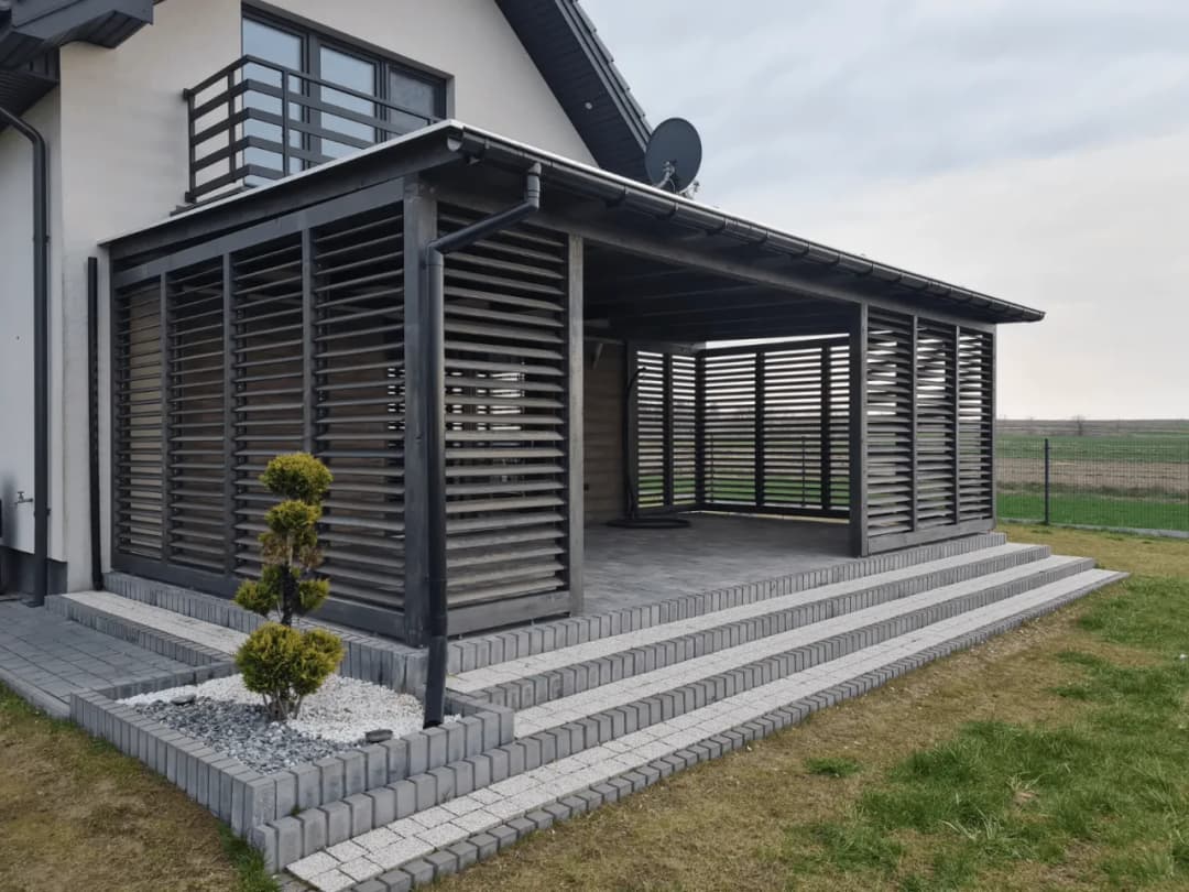 Konstrukcja tarasu drewnianego: wymiary i specyfikacje techniczne