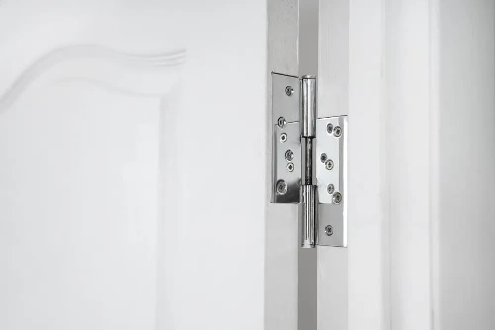 Zawiasy do ościeżnicy stalowej: kluczowe fakty i porady wyboru