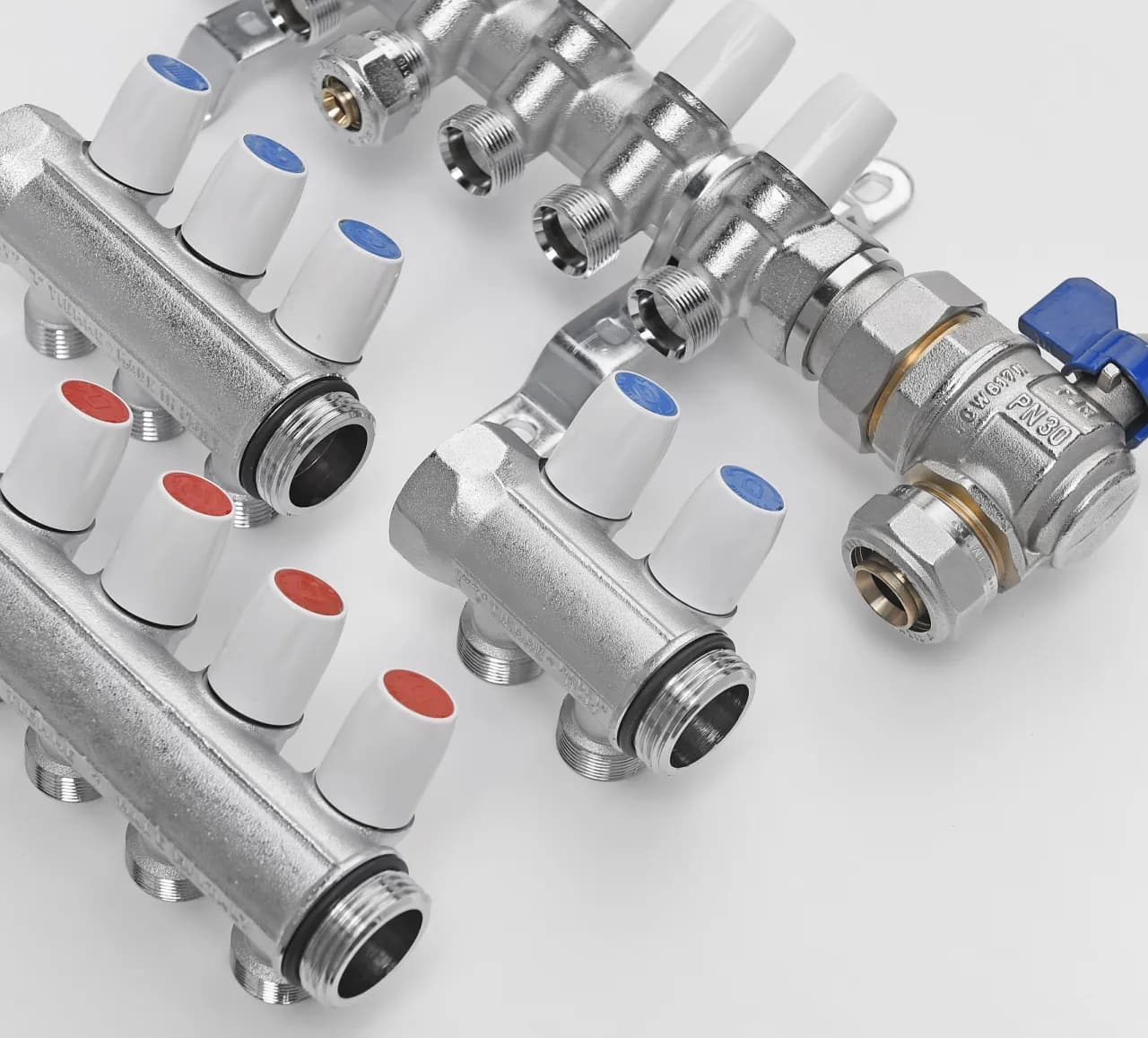 Rozdzielacz do CWU: Klucz do efektywnej dystrybucji ciepłej wody