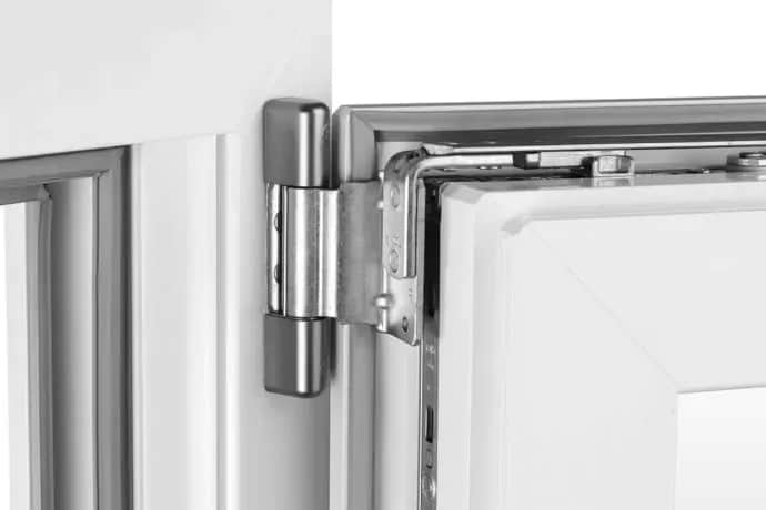 Rygle do okien: jak wybrać i zamontować dla lepszego bezpieczeństwa