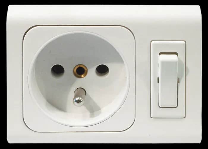 Jak zainstalować gniazdko i wyłącznik w jednej puszce: 5 kroków