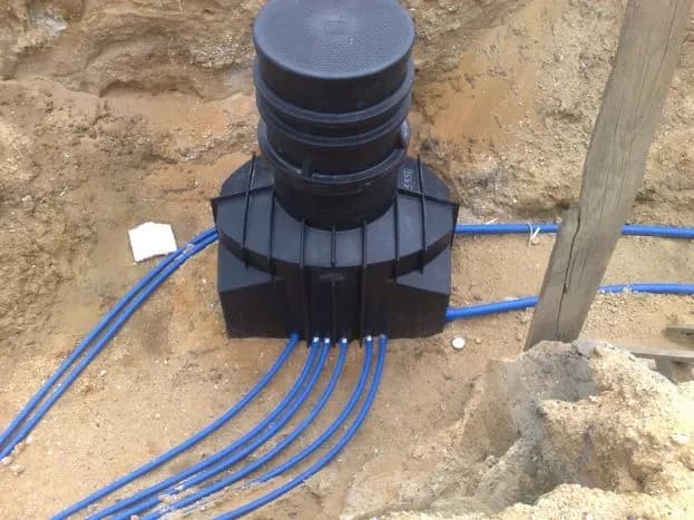 Studzienka rozdzielcza pompy ciepła: kluczowy element instalacji